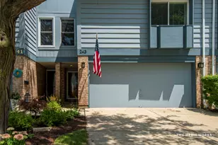 243 Lakeshore Ln, Bloomingdale, IL 60108 - Photo 1