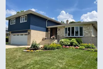 769 S Stuart Avenue, Elmhurst, IL 60126 - Photo 1