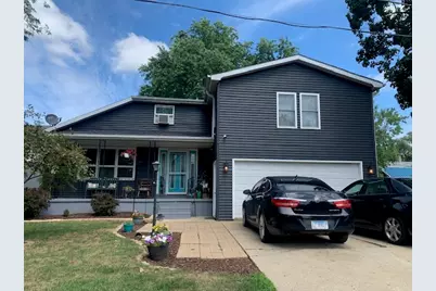 118 N Cash Street, Seneca, IL 61360 - Photo 1