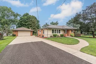 1620 Vermont St, Rolling Meadows, IL 60008 - Photo 1