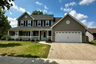 648 N Airlite St, Elgin, IL 60123 - Photo 1