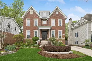 840 S Madison St, Hinsdale, IL 60521 - Photo 1