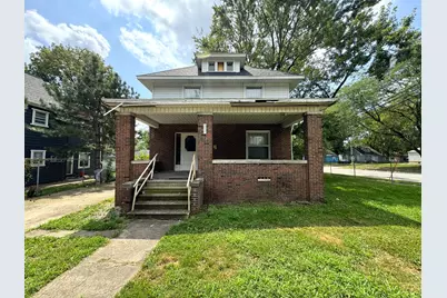 211 W Beardsley Avenue, Champaign, IL 61820 - Photo 1