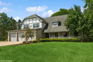 37 Seneca Ave W, Hawthorn Woods, IL 60047 - Photo 1