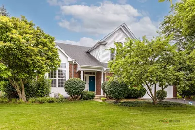 18602 W Meander Drive, Grayslake, IL 60030 - Photo 1