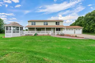 11867 N Grove Rd, Sycamore, IL 60178 - Photo 1