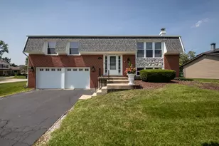 1415 Worden Way, Elk Grove Village, IL 60007 - Photo 1