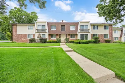 6824 Roberts Drive #5, Woodridge, IL 60517 - Photo 1