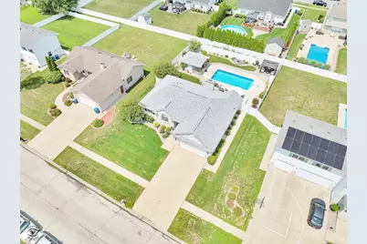 905 Magnolia Drive, Bourbonnais, IL 60914 - Photo 1