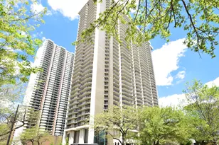 6007 N Sheridan Rd, Chicago, IL 60660 - Photo 1