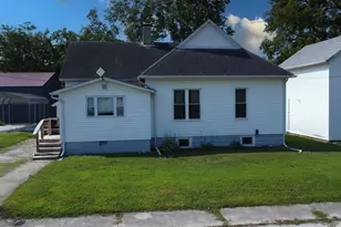 206 W Frederick St, Milford, IL 60953 - Photo 1