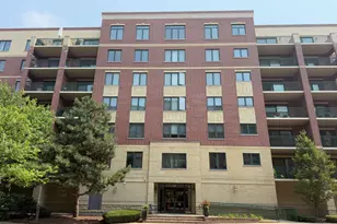 20 S Main St, Mount Prospect, IL 60056 - Photo 1