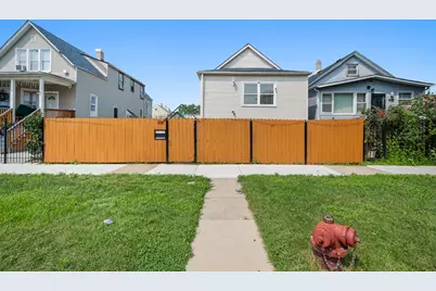 2226 N Lavergne Avenue, Chicago, IL 60639 - Photo 1