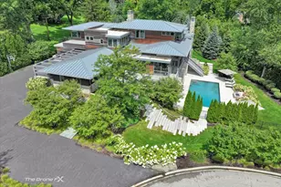 412 Fox Trail Ct, Oak Brook, IL 60523 - Photo 1