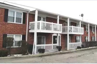 565 Maple Street #2, Lisle, IL 60532 - Photo 1