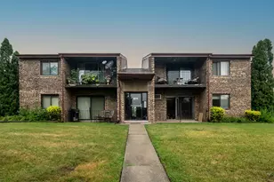 9870 Cordoba Ct, Orland Park, IL 60462 - Photo 1