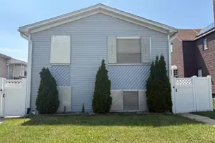 1104 S 6th Ave, Maywood, IL 60153 - Photo 1