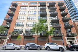 843 W Adams St, Chicago, IL 60607 - Photo 1