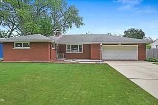 1330 Winona Ave, Aurora, IL 60506 - Photo 1
