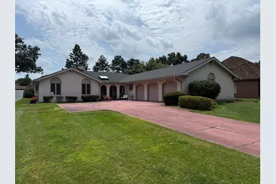 476 Hiawatha Trail, Wood Dale, IL 60191 - Photo 1