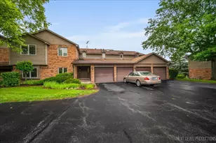 977 West Ct, Naperville, IL 60563 - Photo 1