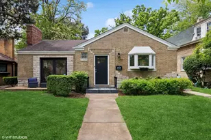 6434 N Leoti Ave, Chicago, IL 60646 - Photo 1