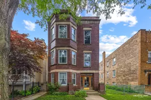 2439 W Pensacola Ave, Chicago, IL 60618 - Photo 1