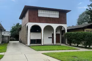 1323 N 33rd Ave, Melrose Park, IL 60160 - Photo 1