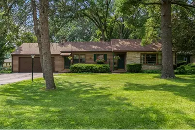 1811 Hillcrest Road, Rockford, IL 61108 - Photo 1