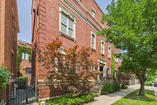 1242 W Dickens Ave, Chicago, IL 60614 - Photo 1