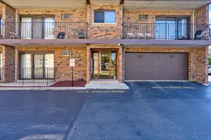 9812 S Nottingham Ave, Chicago Ridge, IL 60415 - Photo 1