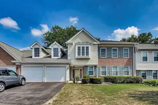 1406 Clove Ct, Mount Prospect, IL 60056 - Photo 1