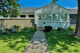 9421 Sayre Ave, Morton Grove, IL 60053 - Photo 1