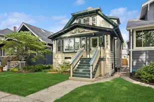 831 Home Ave, Oak Park, IL 60304 - Photo 1