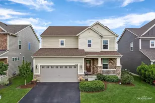 325 Kennedy Dr, Saint Charles, IL 60175 - Photo 1