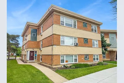 39 W Conti Parkway #2N, Elmwood Park, IL 60707 - Photo 1