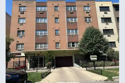 5950 N Kenmore Avenue #202, Chicago, IL 60660 - Photo 1