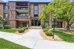 7509 175th St, Tinley Park, IL 60477 - Photo 1