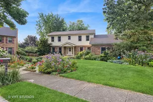 5659 Cascade Dr, Lisle, IL 60532 - Photo 1