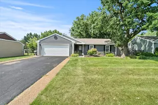 874 Plymouth Ln, Island Lake, IL 60042 - Photo 1