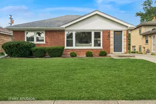 812 Marvin Pkwy, Park Ridge, IL 60068 - Photo 1