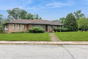 471 Indianwood Blvd, Park Forest, IL 60466 - Photo 1