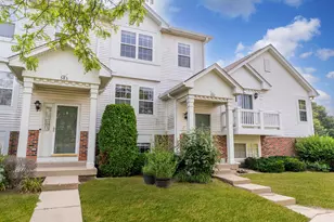 582 Holiday Ln, Hainesville, IL 60073 - Photo 1