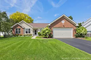 155 N Kingsway Dr, Aurora, IL 60506 - Photo 1