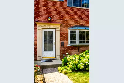 562 Green Bay Road, Glencoe, IL 60022 - Photo 1