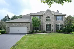 3753 Queen Anne Ct, Saint Charles, IL 60174 - Photo 1