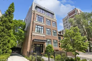 454 W Barry Ave, Chicago, IL 60657 - Photo 1