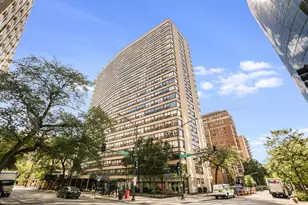 2930 N Sheridan, Chicago, IL 60657 - Photo 1