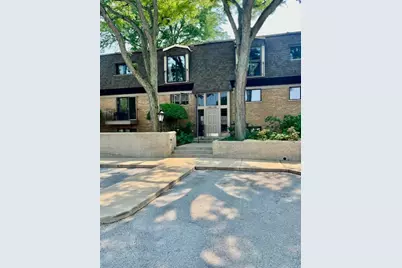 246 Kenston Court #246, Geneva, IL 60134 - Photo 1