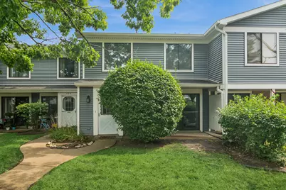 452 Harrison Court, Vernon Hills, IL 60061 - Photo 1